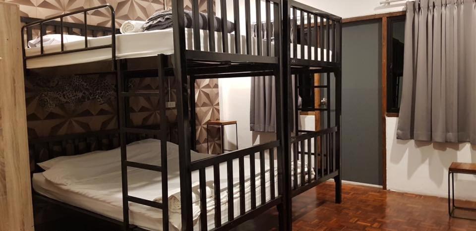 Fundee Hostel Чиангмай Экстерьер фото